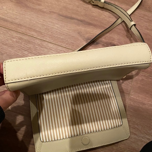 Kate Spade Crossbody Bag - Smooth Bow - Gold - Picture 9 of 11